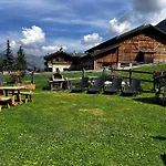 Baita Pomo